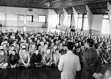 Акт прощения бывших тюремных охранников в Японии 1950 Сохраняйте надежду - фото 4