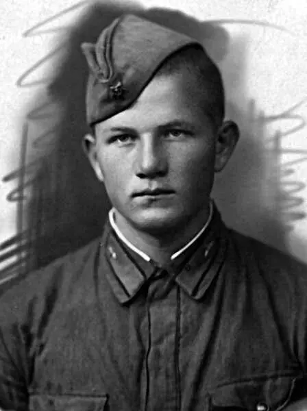 Курсант Борис Дементеев 2 ноября 1940 г Вот такой пример Мне предстояло - фото 124