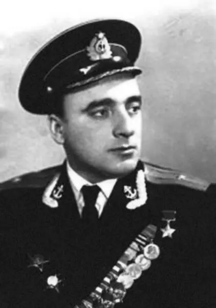 Родился я на Украине в Городище между Киевом и Полтавой 3 Когда я увидел - фото 38