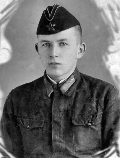 Я родился 28 марта 1923 года в селе Синьково Раменского района что на - фото 47