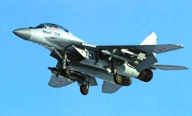 Одноместный вариант самолета МиГ35 на авиасалоне МАКС2013 На этом снимке - фото 42