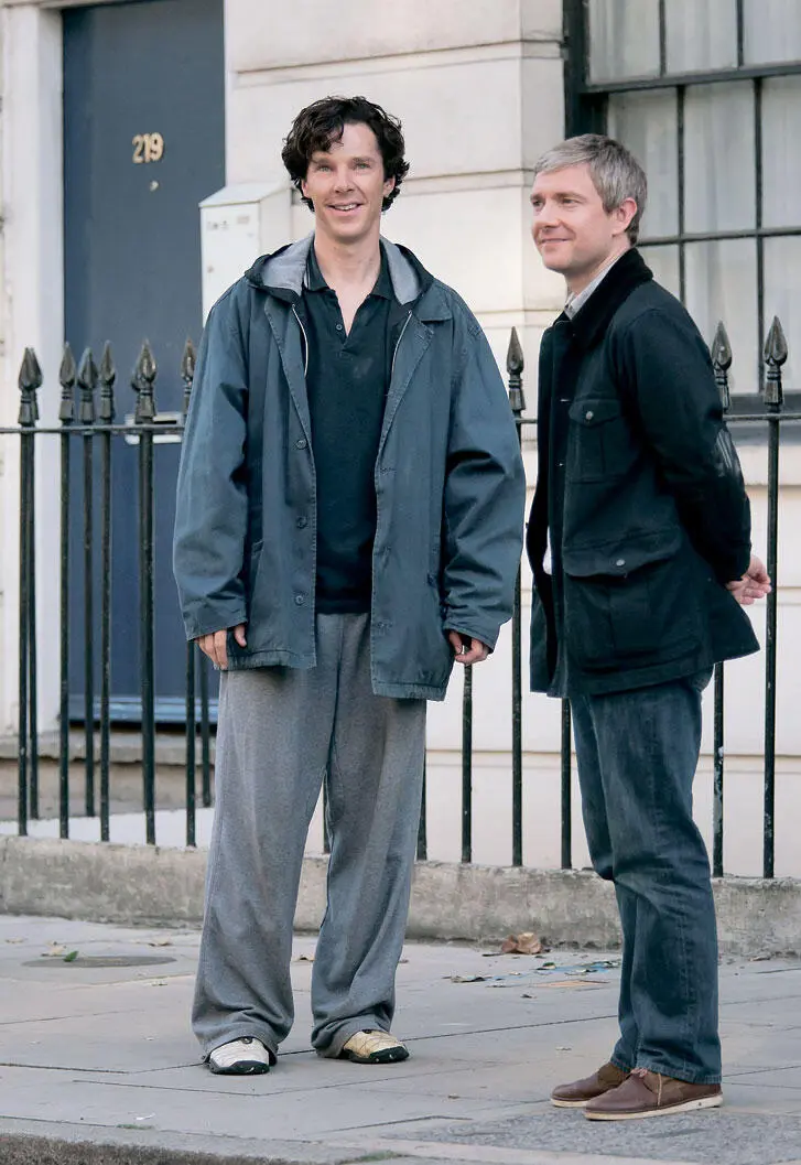 На съемках третьего сезона Шерлока с Мартином Фриманом Кадр из минисериала - фото 26