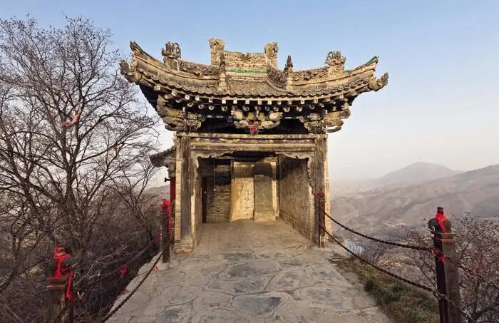 Горы Конгтон Храм на горе легкое дыхание старого Китая Пастушка Меня никто - фото 16