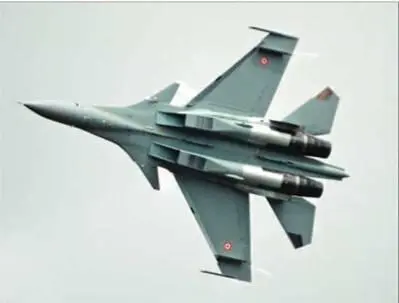 Су30МКИ Су30МКИ с ракетой БраМос подвешенной под фюзеляжем В 2015 г в - фото 102