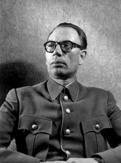 Генерал Власов изменник Родины С этим воззванием в ноябре 1944 года генерал - фото 23
