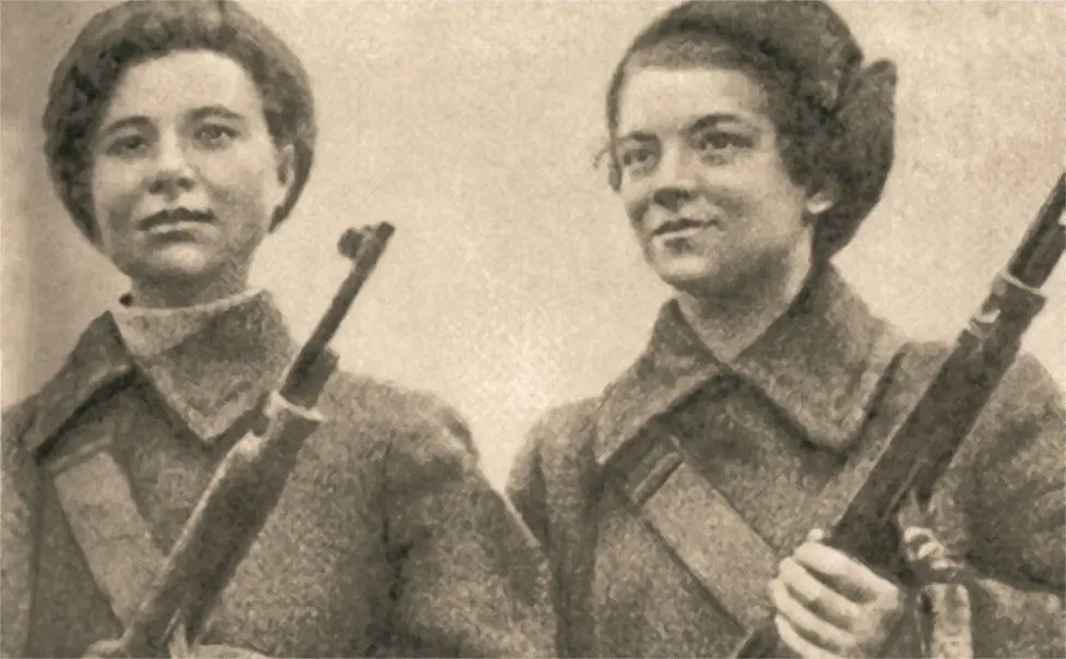 Маша Поливанова и Наташа Ковшова Наталья Ковшова 19201942 Снайпер - фото 63