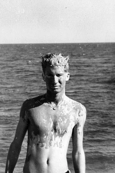 Я в киле Коктебель 1958 год Уже через полгода я смог убедиться в - фото 11