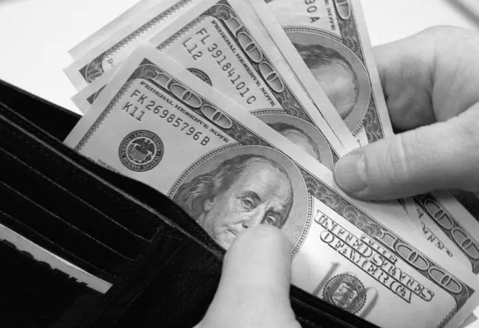 Почему этот кризис для американцев настолько страшен Американец должен - фото 17