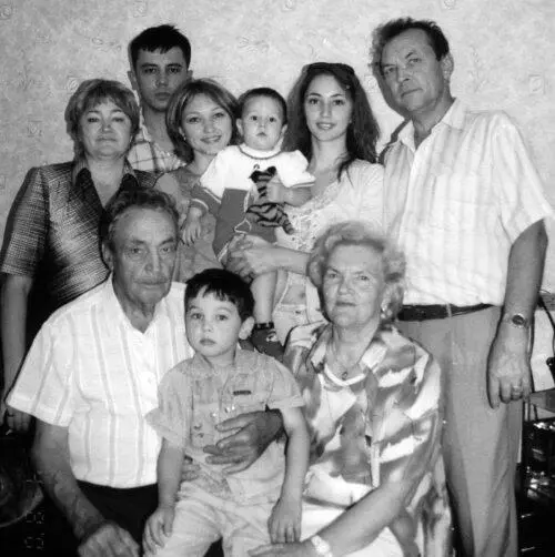 Павлодарская часть большой семьи младшей дочери ГЭ Лангемака МГ - фото 121