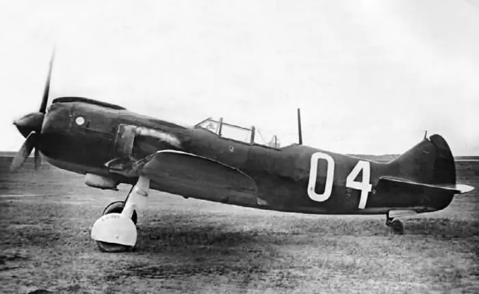 Ла5 ФН образца 1943 года Чтобы компенсировать негативное влияние возросшего - фото 58