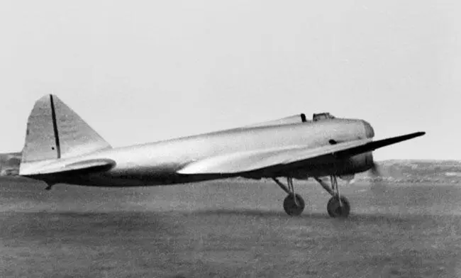 Первый самолет СВ Ильюшина ЦКБ26 В первом варианте с более мощными - фото 9