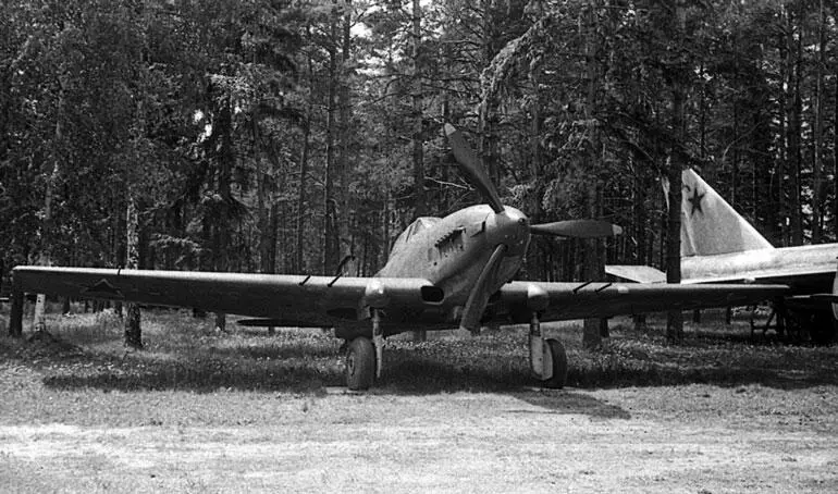 Ил10М в экспозиции Монинского музея ВВС В январе 1951 года вышло постановление - фото 51