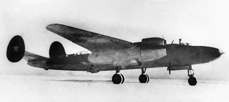 Самолет ДВБ102 с моторами М120 оснащенными турбокомпрессорами К началу - фото 6