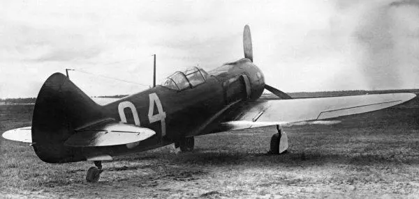 Четвертый серийный экземпляр Ла5ФН май 1943 года Весной этого же года на Ла5 - фото 43