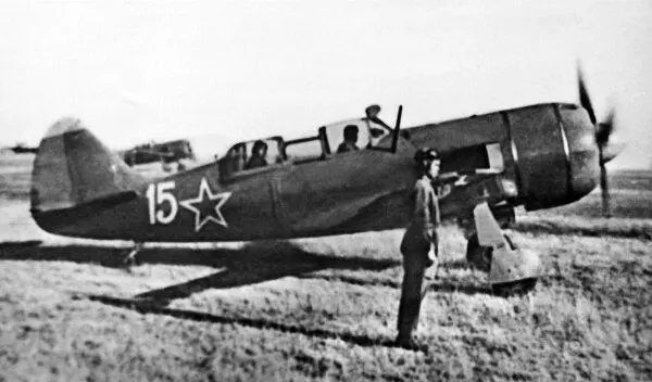 Ла9В с силовой установкой от Ла11 Ейское военное авиационное училище - фото 79