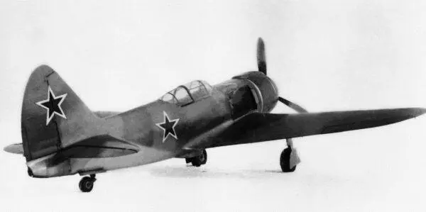 Ла7Р2 В конце 1943 года московский филиал КБ срочно приступил к доработкам - фото 88