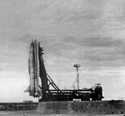Межконтинентальная крылатая ракета Буря на стартовой позиции Схему Бури - фото 151