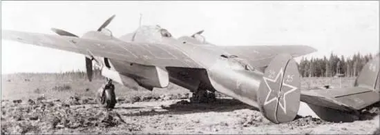 Бомбардировщик Ту2 перед испытанием обстрелом Аэродром Балбасово 1947 г - фото 132