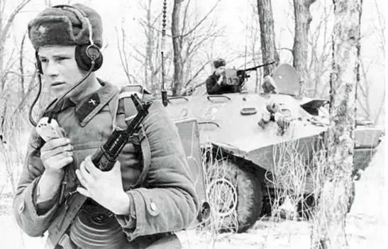 БТР60ПА из 135й мед в рне о Даманский не ранее 15 марта 1969 г На машине - фото 41