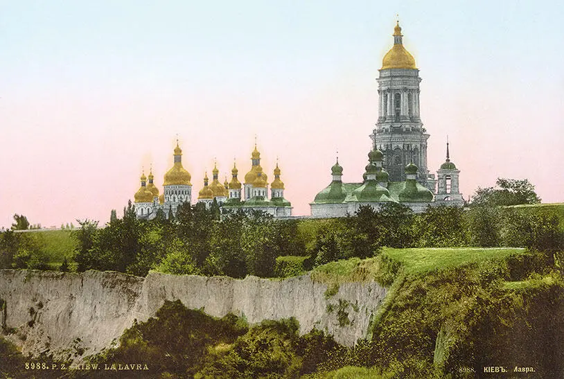 Раскрашенная литографическая открытка с видом лавры XIX в Боголюбивый князь - фото 28