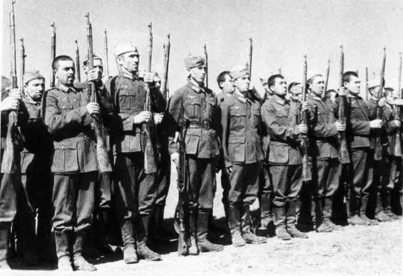 Формирование кавказцев в составе войск вермахта осень 1942 г К декабрю 1941 - фото 79