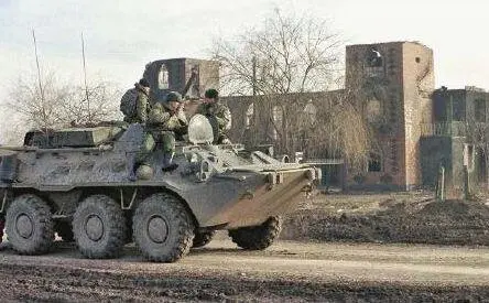 Разведка всегда впереди А гдето там дома Километр за километром - фото 161