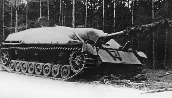 САУ Panzerjaeger IV V L70 брошенная при отступлении на подступах к Берлину - фото 38