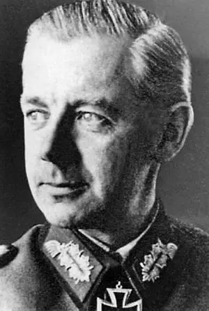 Командующий 12й армией Вальтер Венк Как ни странно такие войска нашлись - фото 49