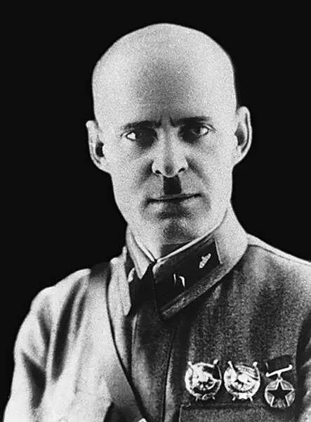 Командир 20й тяжелой танковой бригады комбриг Семен Васильевич Борзилов Погиб - фото 78