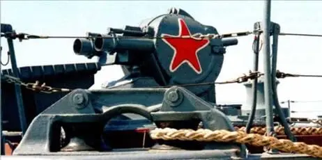 Пусковая установка ЗИФ121 на корме эсминца Беспокойный проекта 956 2003 г - фото 58