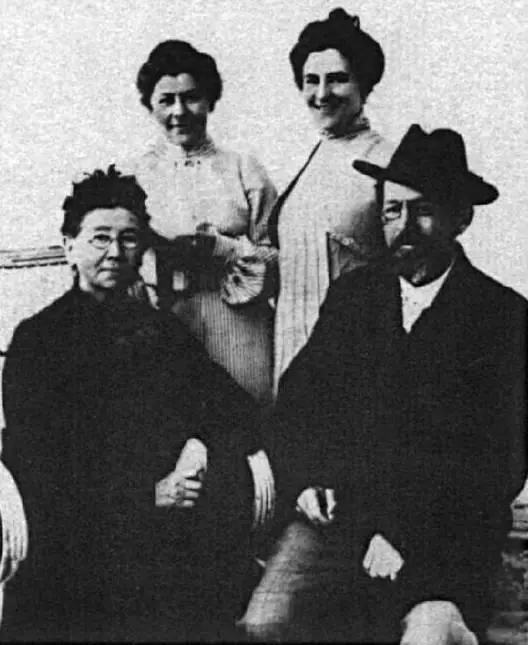 Е Я Чехова М П Чехова О Л Книппер АП Чехов Ялта 1902 А П Чехов - фото 38