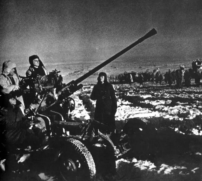 37мм занитная автоматическая пушка 61К обр 1939 г район Харькова зима - фото 73