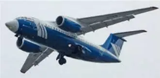 В апреле 2014 г завершилась эксплуатация 75местных региональных самолетов - фото 109