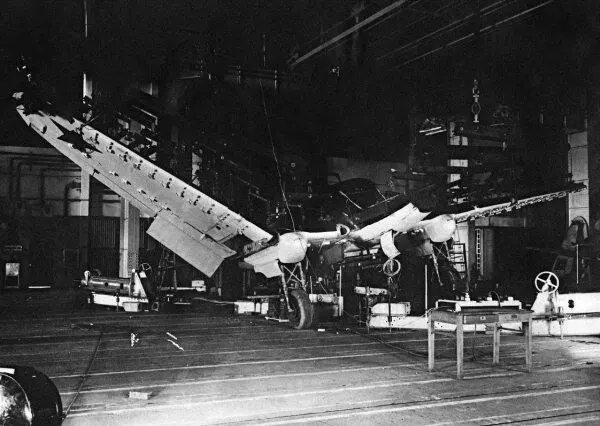 Ил2 завода 2263 производства завода 30 на статиспытаниях в ЦАГИ Май 1943 - фото 469