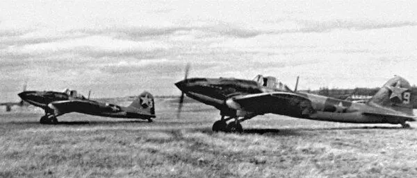 Ил2 из 217 шап 1 РАГ перед вылетом на боевое задание Брянский фронт август - фото 27