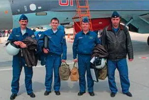 Экипажи самолетов Су35С летчики Липецкого авиацентра полковник В Якимович - фото 83