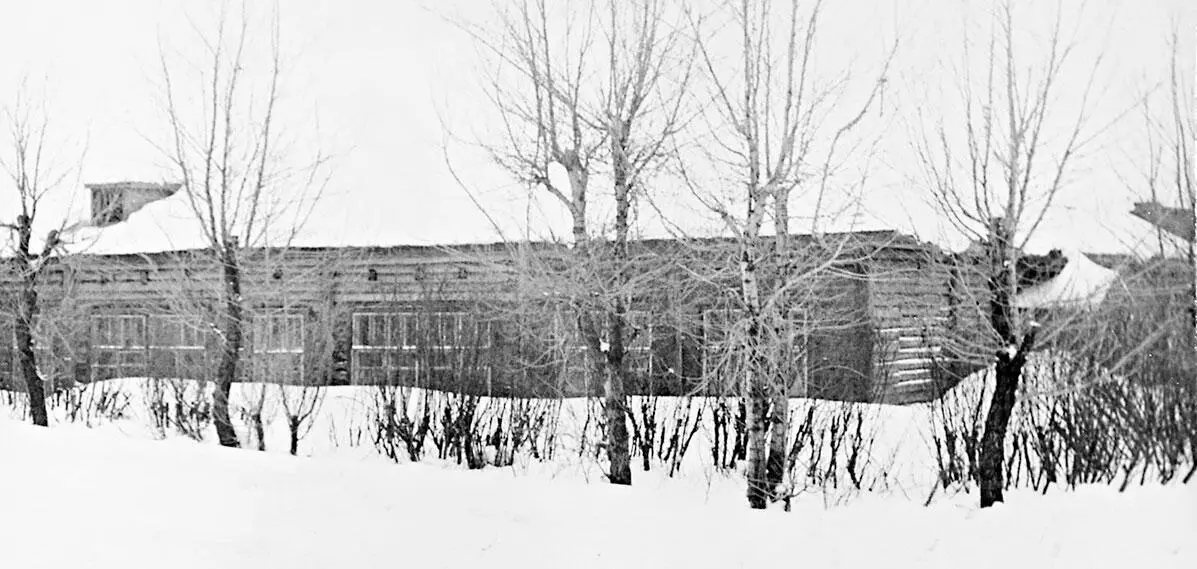 Железнодорожная школа 95 где Ельцин учился с 1939 по 1945 г Архив семьи - фото 6