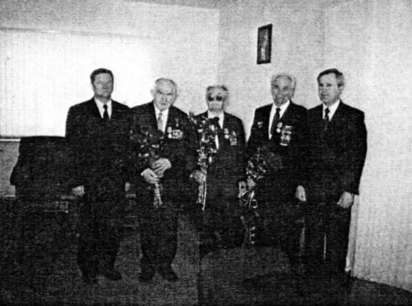 Посольство Молдовы После вручения медали 60 лет освобождения Молдавии - фото 45