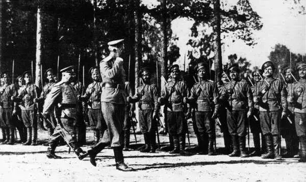 Приезд Верховного главнокомандующего Николая Николаевича Младшего в Ставку - фото 27