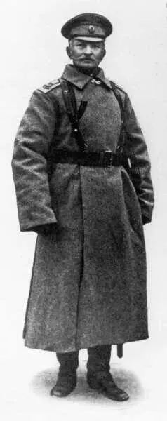 А А Брусилов командующий ЮгоЗападным фронтом 1916 г В Ставке по ранее - фото 77