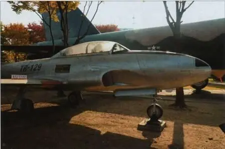 Т33 Есть в музее трофейные самолеты советской конструкции На Ан2 и МиГ19 - фото 63