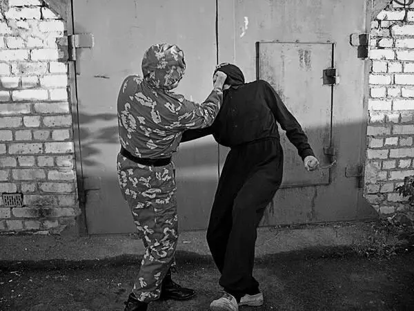 2 Удар в лицо основанием ладони Этот удар целесообразно наносить когда бой - фото 460