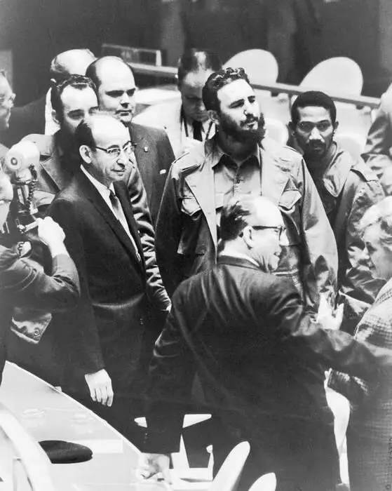 Фидель Кастро на заседании Генеральной Ассамблеи ООН в сентябре 1960 года - фото 93