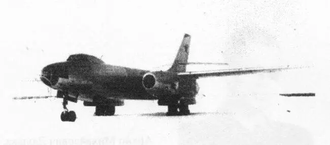 Самолет Ильюшина Ил46 с двигателями АЛ5 Август 1950 года Первым поднял - фото 29