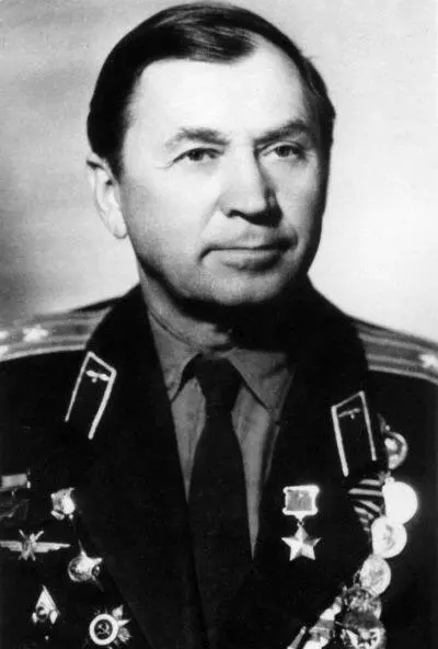 Андрей Григорьевич Кочетков Герой Советского Союза заслуженный - фото 32