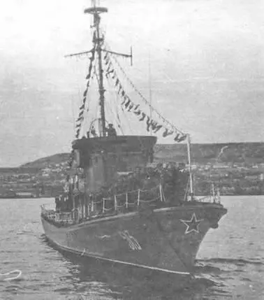 Большой охотник пр 1226 Каспийская флотилия 1947 г Главными - фото 4