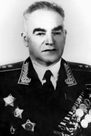 В Я Колпакчи Перейдя к обороне фронтом на восток эти войска спешно - фото 70