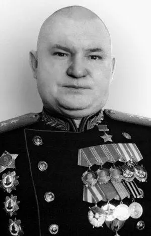 К А Коротеев Советскому командованию наряду с руководством боевыми действиями - фото 79