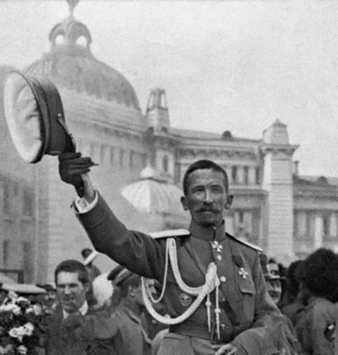 Встреча Л Г Корнилов в Москве август 1917 г Как только поезд остановился - фото 39