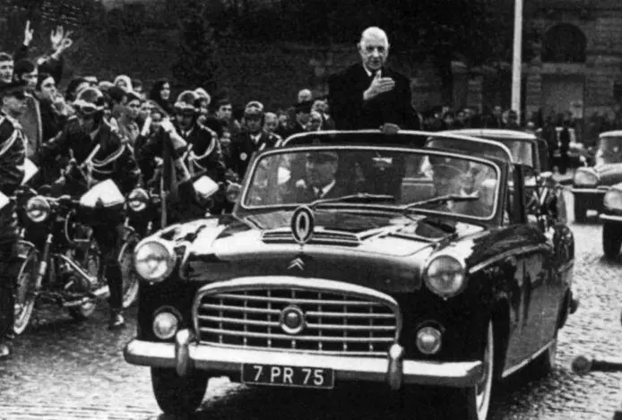 Последнее путешествие по Франции Ренн январь 1969 года На прессконференции - фото 63